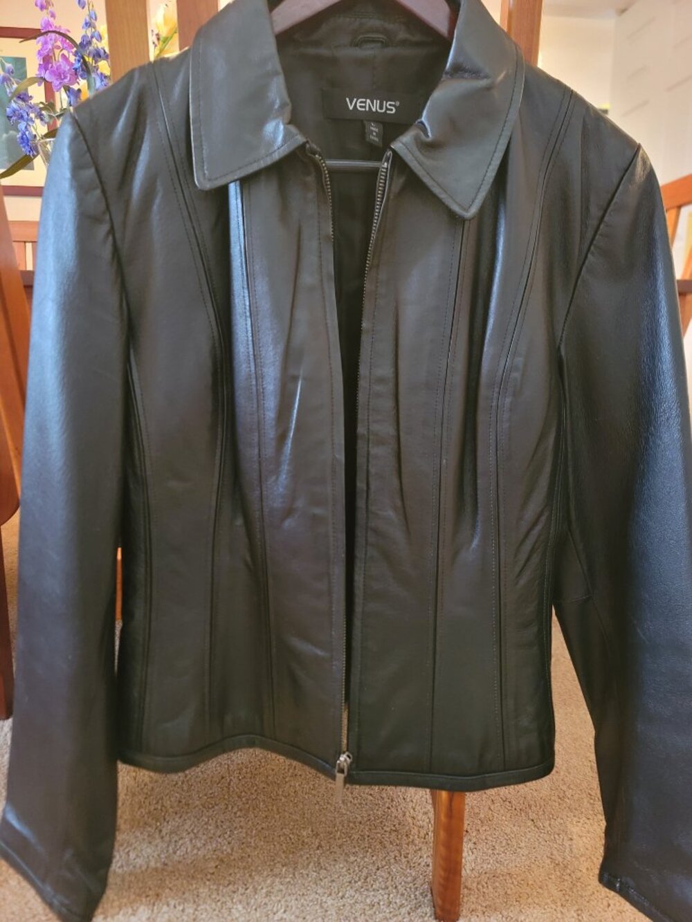 Vintage 90s VENUS Black Leather Jacket Women’s Large 100% Leather Tailored Fit